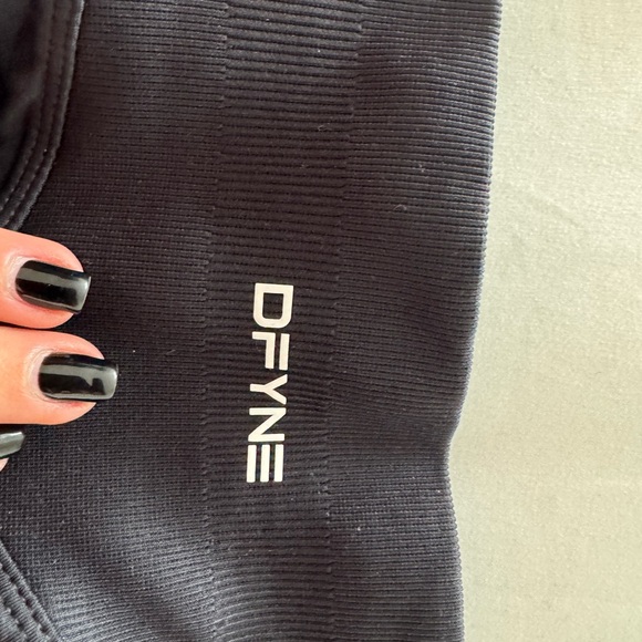 DFYNE Women's Black Leggings🖤 NWOT - Picture 2 of 3